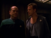 extant_StarTrek_VOY_5x13-Gravity_01238.jpg