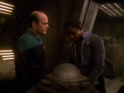 Filename=extant_StarTrek_VOY_5x13-Gravity_01364.jpg
Filesize=146KiB
Dimensions=1200x900
Date added=Nov 12, 2019 extant_StarTrek_VOY_5x13-Gravity_01364.jpg