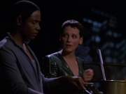 extant_StarTrek_VOY_5x13-Gravity_01410.jpg