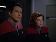 Filename=extant_StarTrek_VOY_5x13-Gravity_02145.jpg
Filesize=114KiB
Dimensions=1200x900
Date added=Nov 12, 2019 extant_StarTrek_VOY_5x13-Gravity_02145.jpg