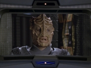 extant_StarTrek_VOY_5x13-Gravity_02215.jpg