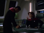 Filename=extant_StarTrek_VOY_5x13-Gravity_02304.jpg
Filesize=142KiB
Dimensions=1200x900
Date added=Nov 12, 2019 extant_StarTrek_VOY_5x13-Gravity_02304.jpg