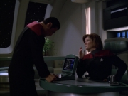 extant_StarTrek_VOY_5x13-Gravity_02306.jpg
