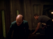 extant_StarTrek_VOY_5x13-Gravity_02431.jpg