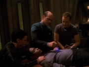 extant_StarTrek_VOY_5x13-Gravity_02499.jpg
