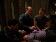 extant_StarTrek_VOY_5x13-Gravity_02500.jpg