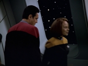 Filename=extant_StarTrek_VOY_5x13-Gravity_02701.jpg
Filesize=128KiB
Dimensions=1200x900
Date added=Nov 12, 2019 extant_StarTrek_VOY_5x13-Gravity_02701.jpg