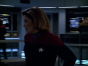 Filename=extant_StarTrek_VOY_5x13-Gravity_02728.jpg
Filesize=149KiB
Dimensions=1200x900
Date added=Nov 12, 2019 extant_StarTrek_VOY_5x13-Gravity_02728.jpg