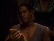 extant_StarTrek_VOY_5x13-Gravity_03149.jpg