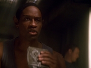 extant_StarTrek_VOY_5x13-Gravity_03196.jpg