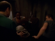 Filename=extant_StarTrek_VOY_5x13-Gravity_03388.jpg
Filesize=114KiB
Dimensions=1200x900
Date added=Nov 12, 2019 extant_StarTrek_VOY_5x13-Gravity_03388.jpg