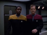 Filename=extant_StarTrek_VOY_5x13-Gravity_03462.jpg
Filesize=125KiB
Dimensions=1200x900
Date added=Nov 12, 2019 extant_StarTrek_VOY_5x13-Gravity_03462.jpg