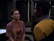 Filename=extant_StarTrek_VOY_5x13-Gravity_03575.jpg
Filesize=170KiB
Dimensions=1200x900
Date added=Nov 12, 2019 extant_StarTrek_VOY_5x13-Gravity_03575.jpg