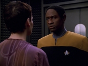 Filename=extant_StarTrek_VOY_5x13-Gravity_03602.jpg
Filesize=146KiB
Dimensions=1200x900
Date added=Nov 12, 2019 extant_StarTrek_VOY_5x13-Gravity_03602.jpg