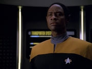 Filename=extant_StarTrek_VOY_5x13-Gravity_03688.jpg
Filesize=140KiB
Dimensions=1200x900
Date added=Nov 12, 2019 extant_StarTrek_VOY_5x13-Gravity_03688.jpg