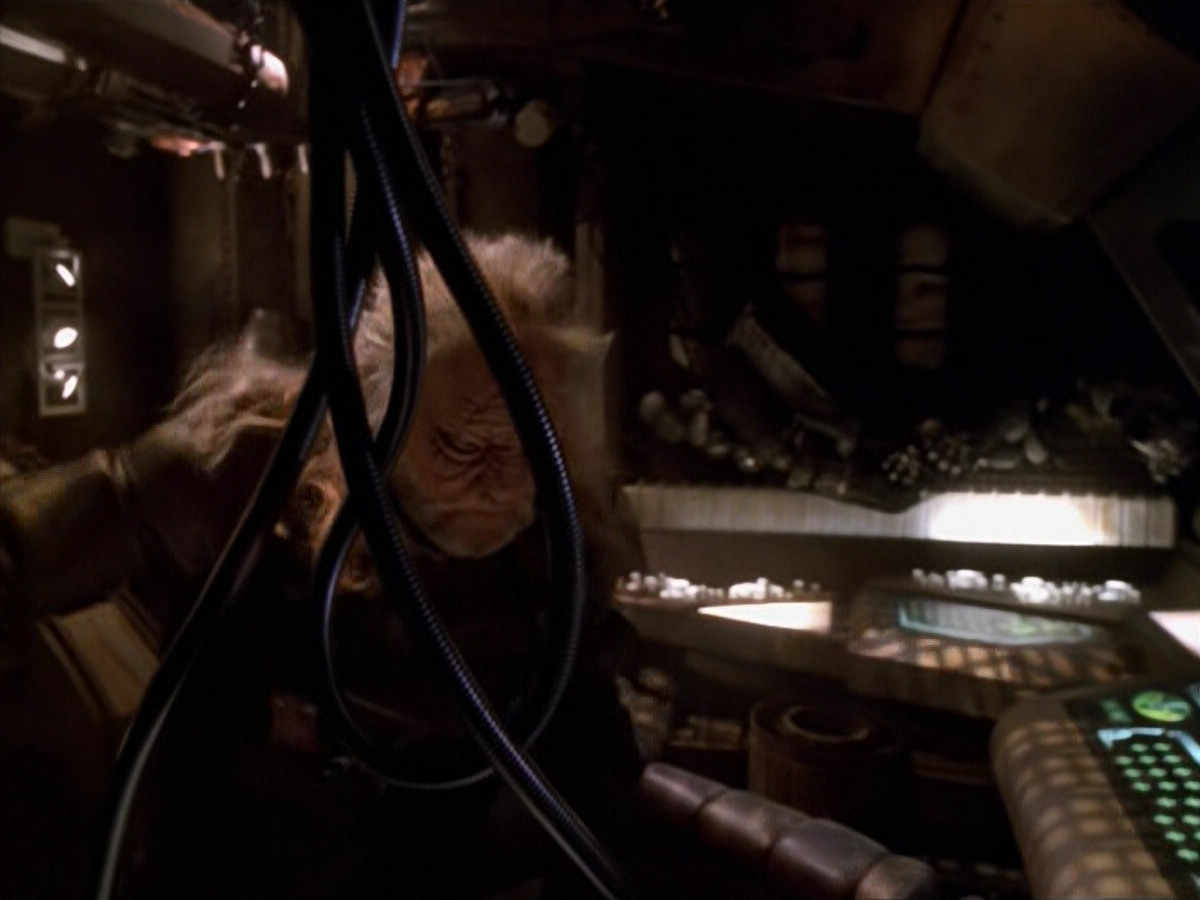 extant_StarTrek_VOY_5x14-Bliss_00014.jpg