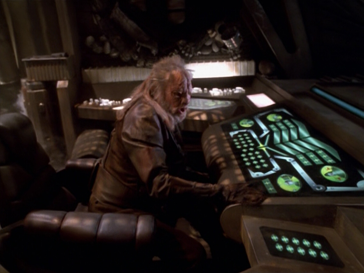 extant_StarTrek_VOY_5x14-Bliss_00047.jpg