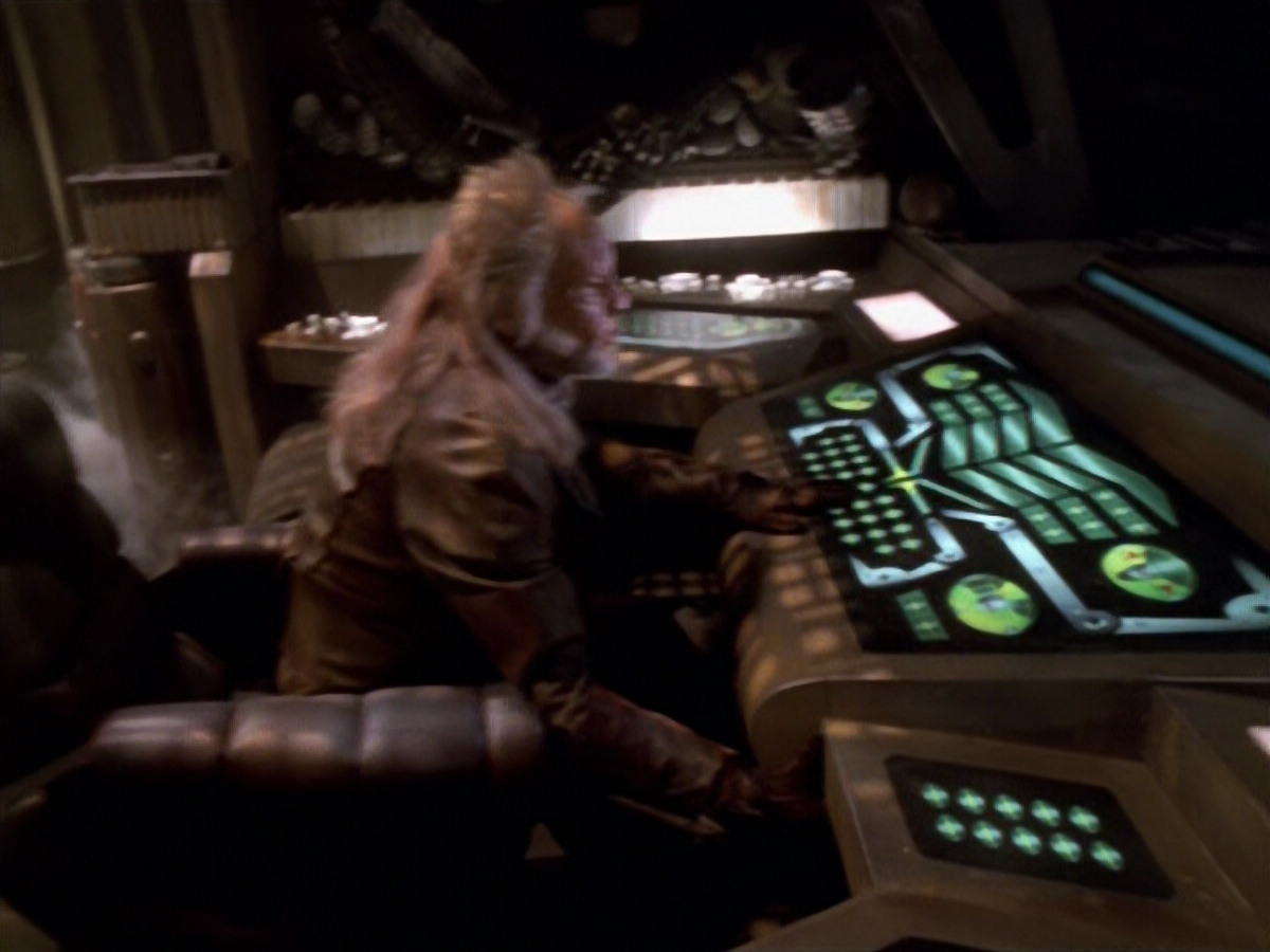 extant_StarTrek_VOY_5x14-Bliss_00050.jpg
