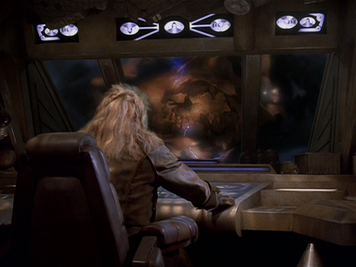 extant_StarTrek_VOY_5x14-Bliss_00054.jpg