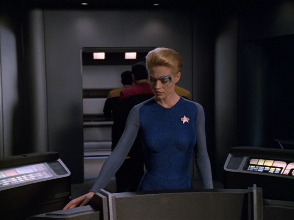 extant_StarTrek_VOY_5x14-Bliss_00494.jpg
