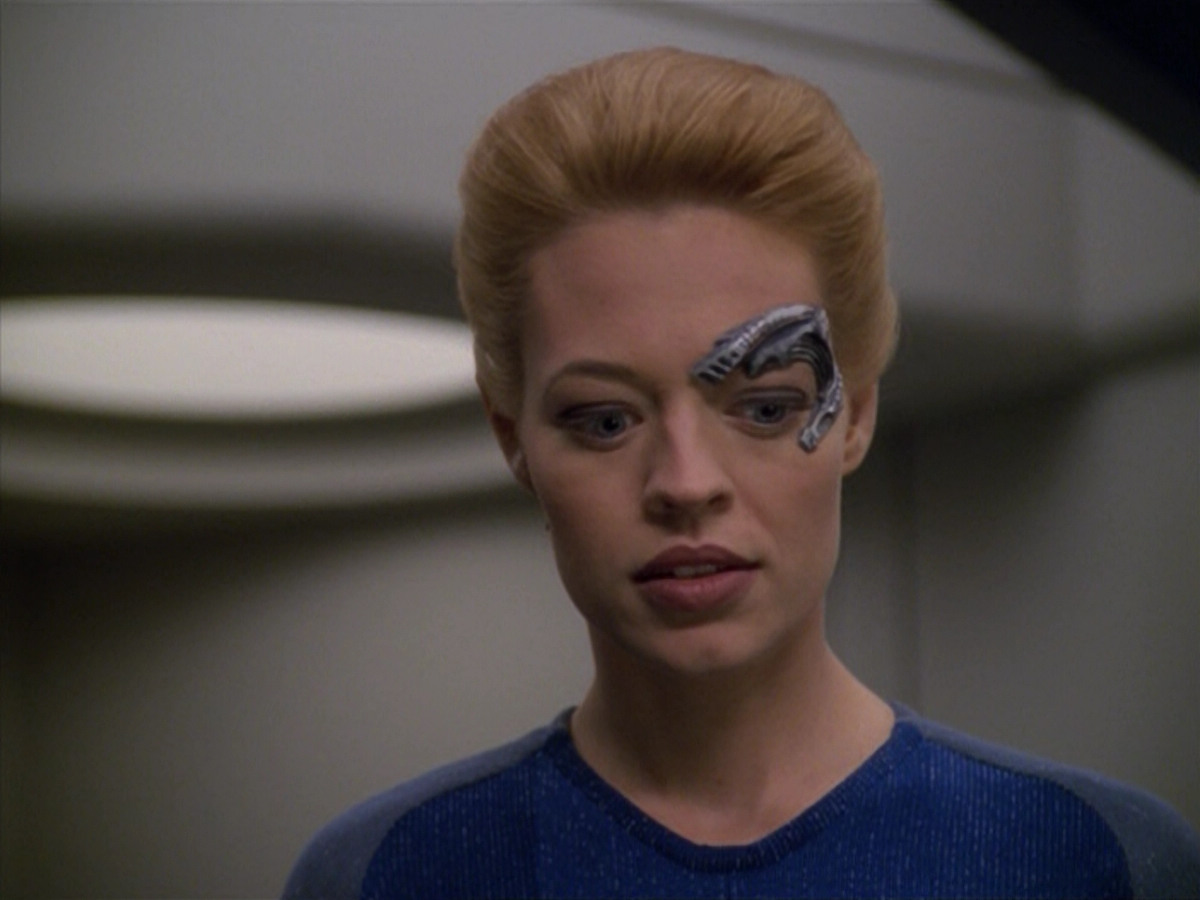 extant_StarTrek_VOY_5x14-Bliss_00922.jpg