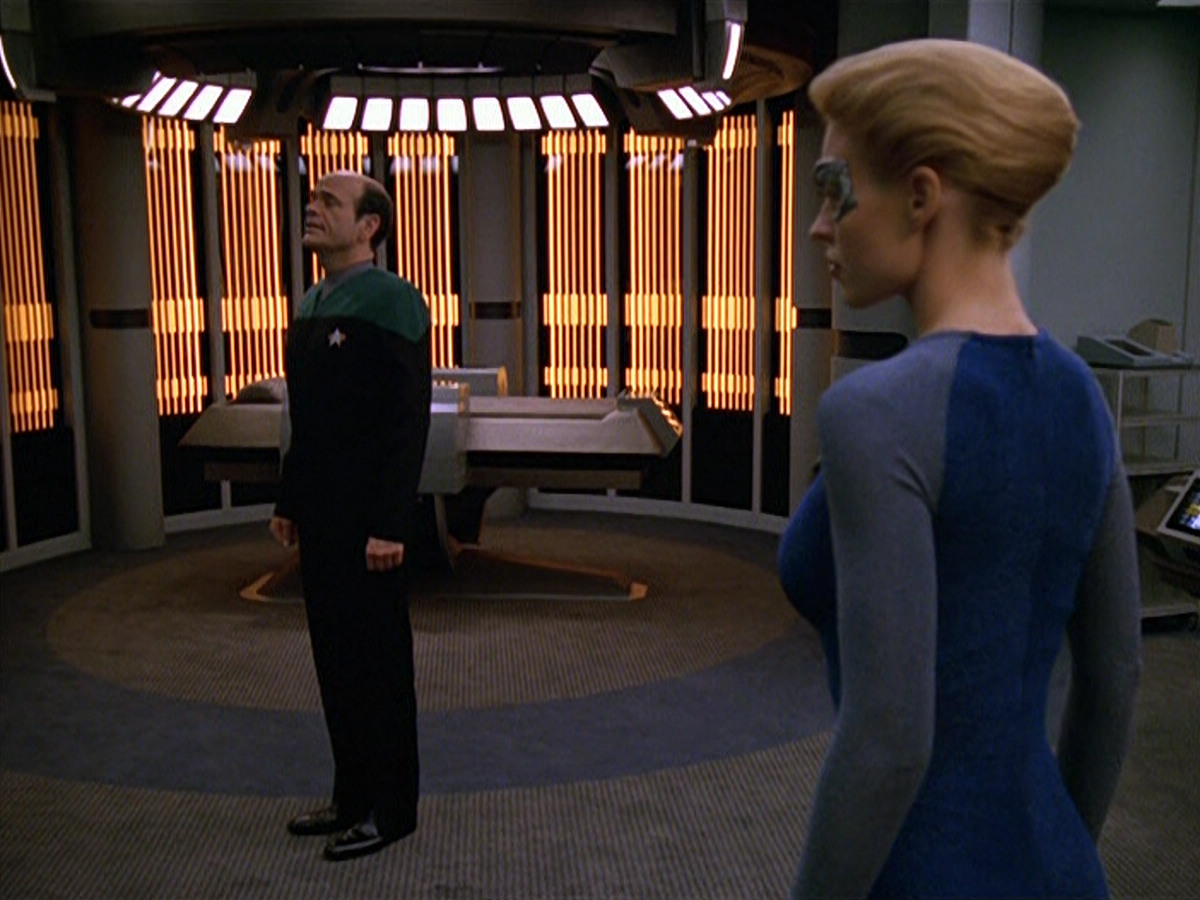 extant_StarTrek_VOY_5x14-Bliss_00930.jpg