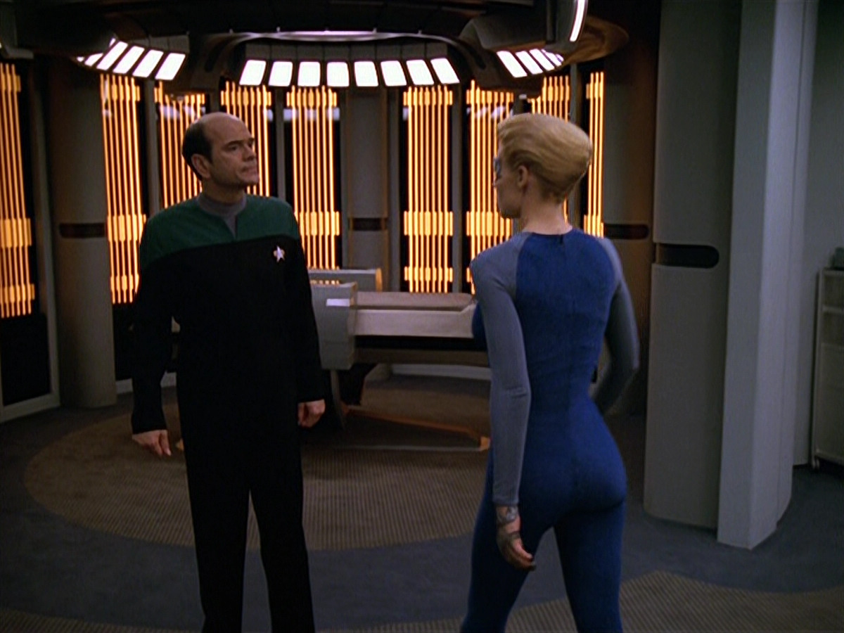 extant_StarTrek_VOY_5x14-Bliss_00933.jpg