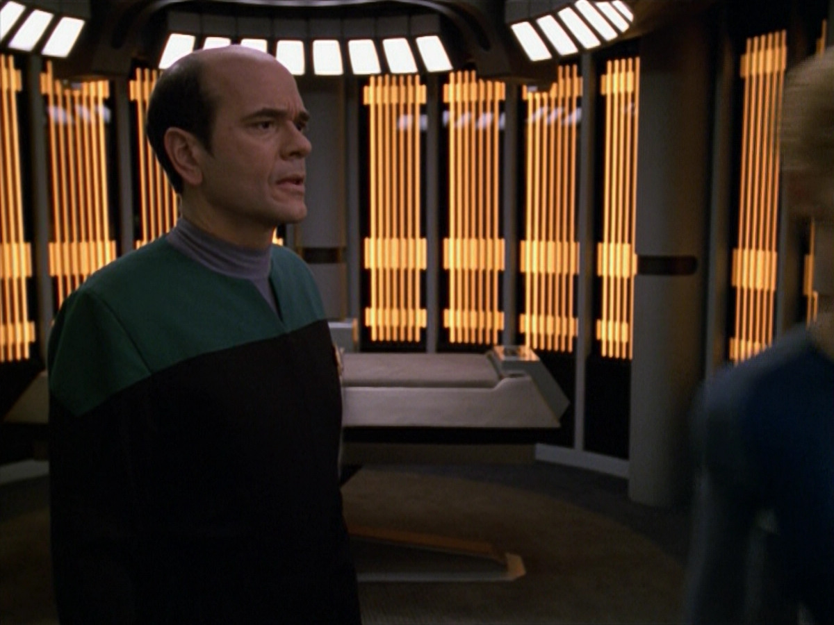 extant_StarTrek_VOY_5x14-Bliss_00964.jpg