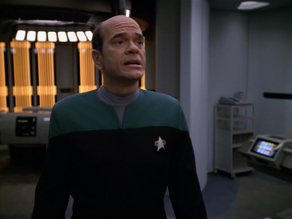 extant_StarTrek_VOY_5x14-Bliss_00969.jpg