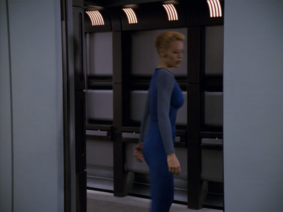 extant_StarTrek_VOY_5x14-Bliss_00973.jpg