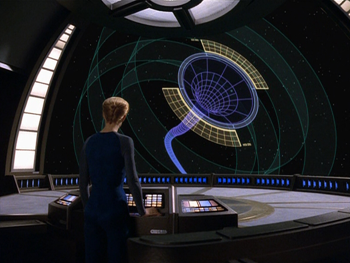 extant_StarTrek_VOY_5x14-Bliss_01093.jpg