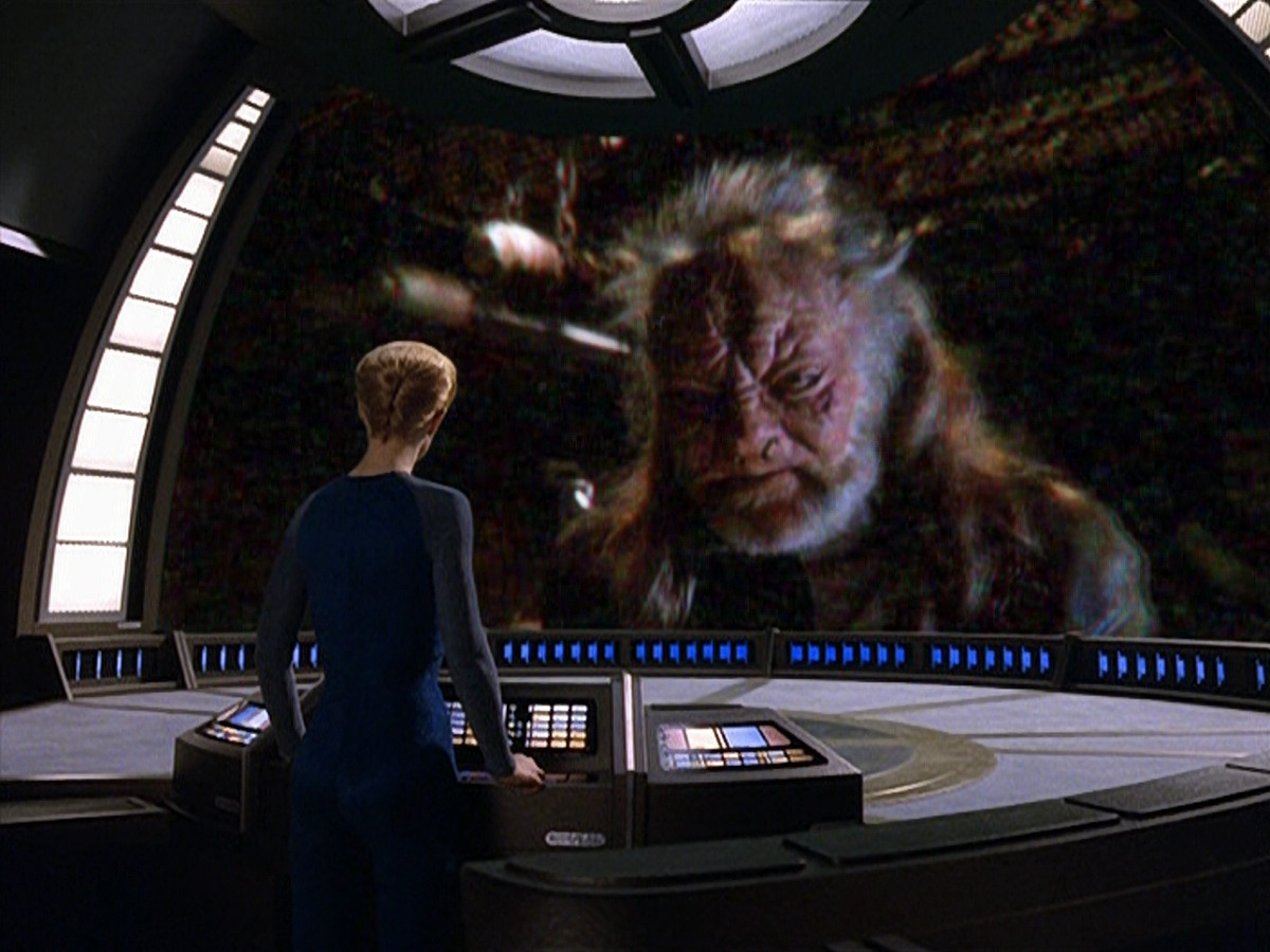 extant_StarTrek_VOY_5x14-Bliss_01149.jpg