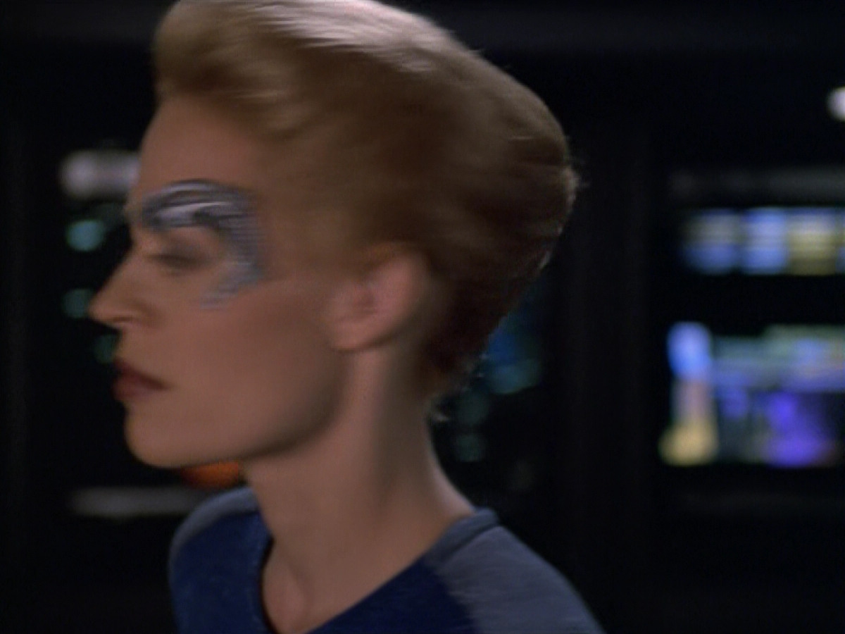 extant_StarTrek_VOY_5x14-Bliss_01272.jpg