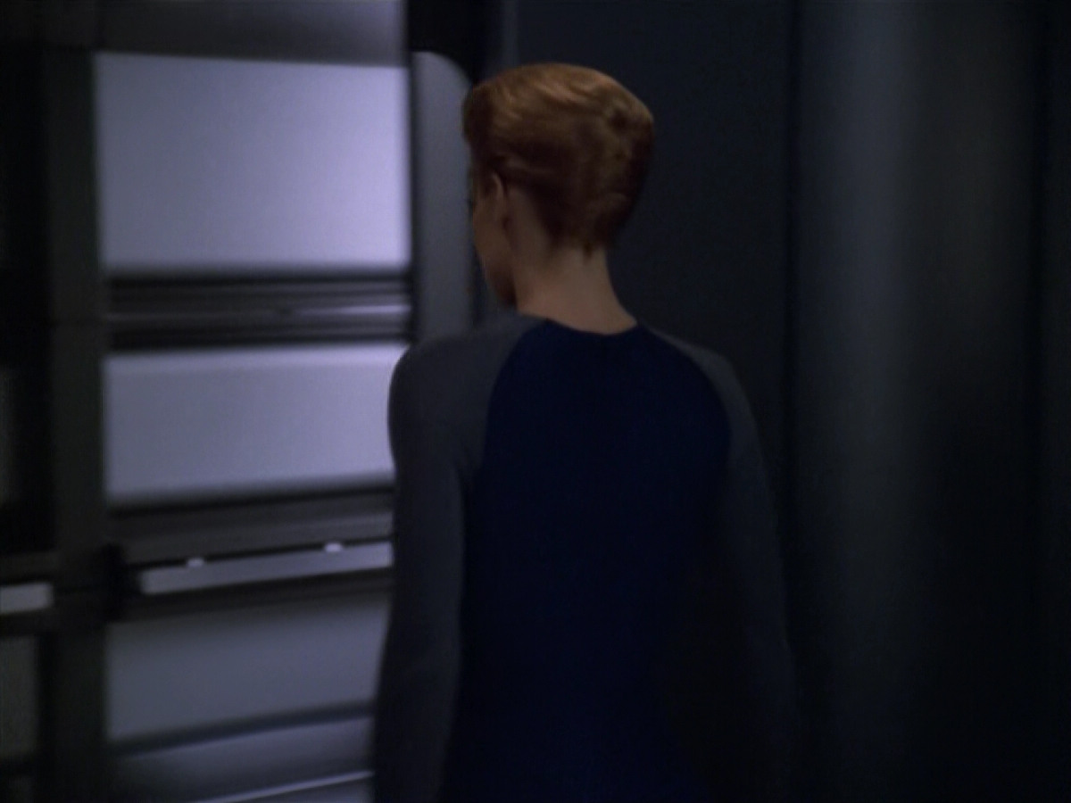 extant_StarTrek_VOY_5x14-Bliss_01274.jpg