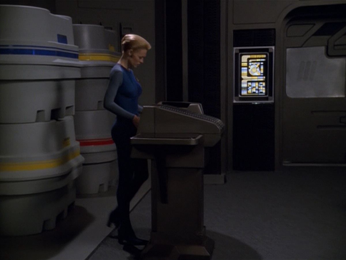 extant_StarTrek_VOY_5x14-Bliss_01289.jpg