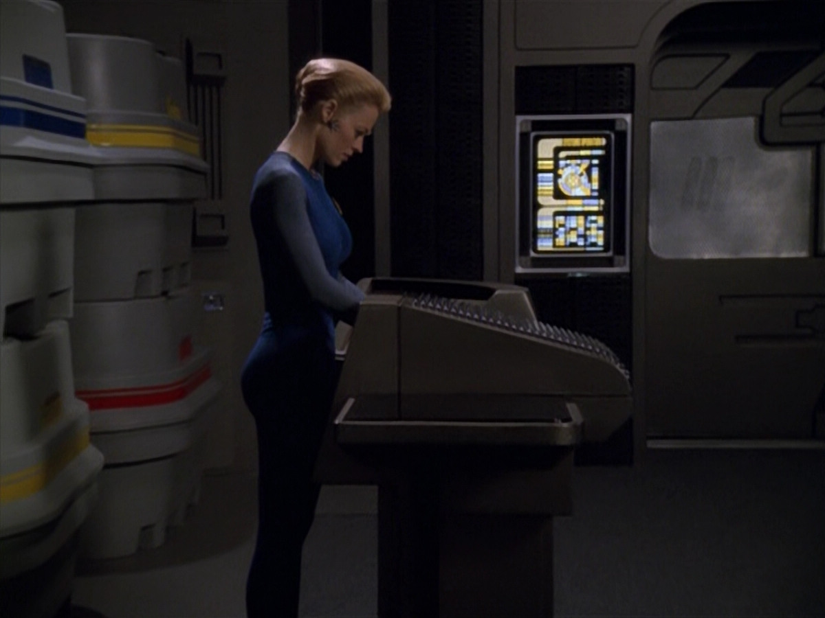 extant_StarTrek_VOY_5x14-Bliss_01292.jpg