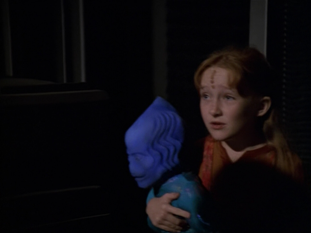 extant_StarTrek_VOY_5x14-Bliss_01386.jpg