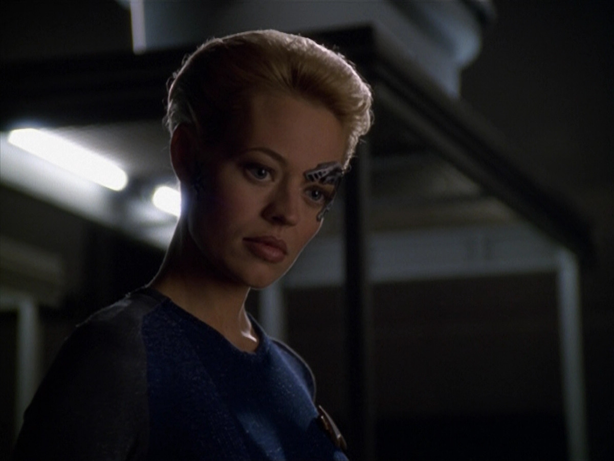 extant_StarTrek_VOY_5x14-Bliss_01390.jpg