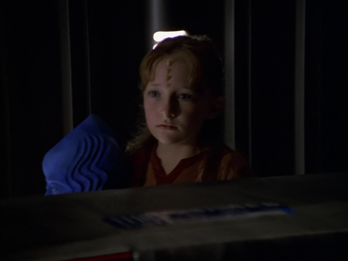extant_StarTrek_VOY_5x14-Bliss_01421.jpg