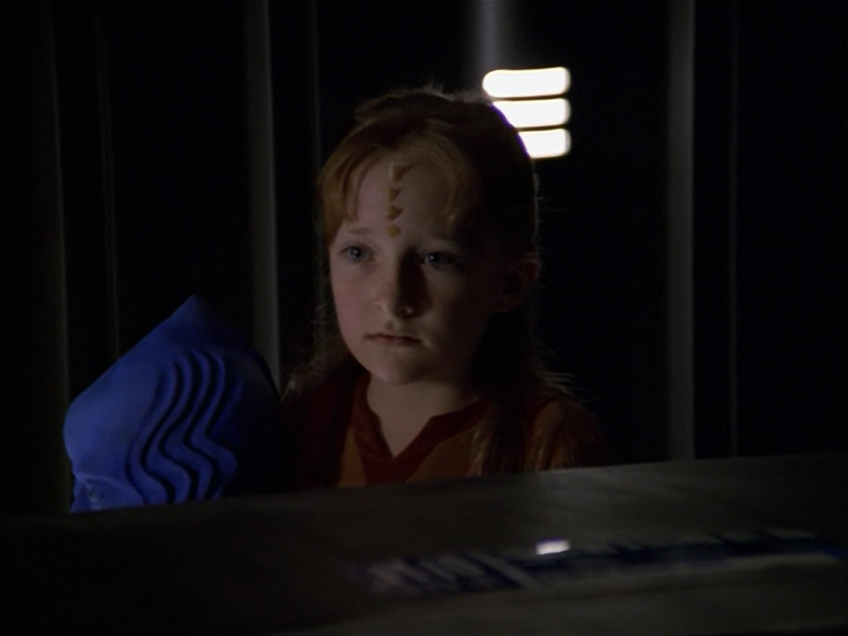 extant_StarTrek_VOY_5x14-Bliss_01422.jpg