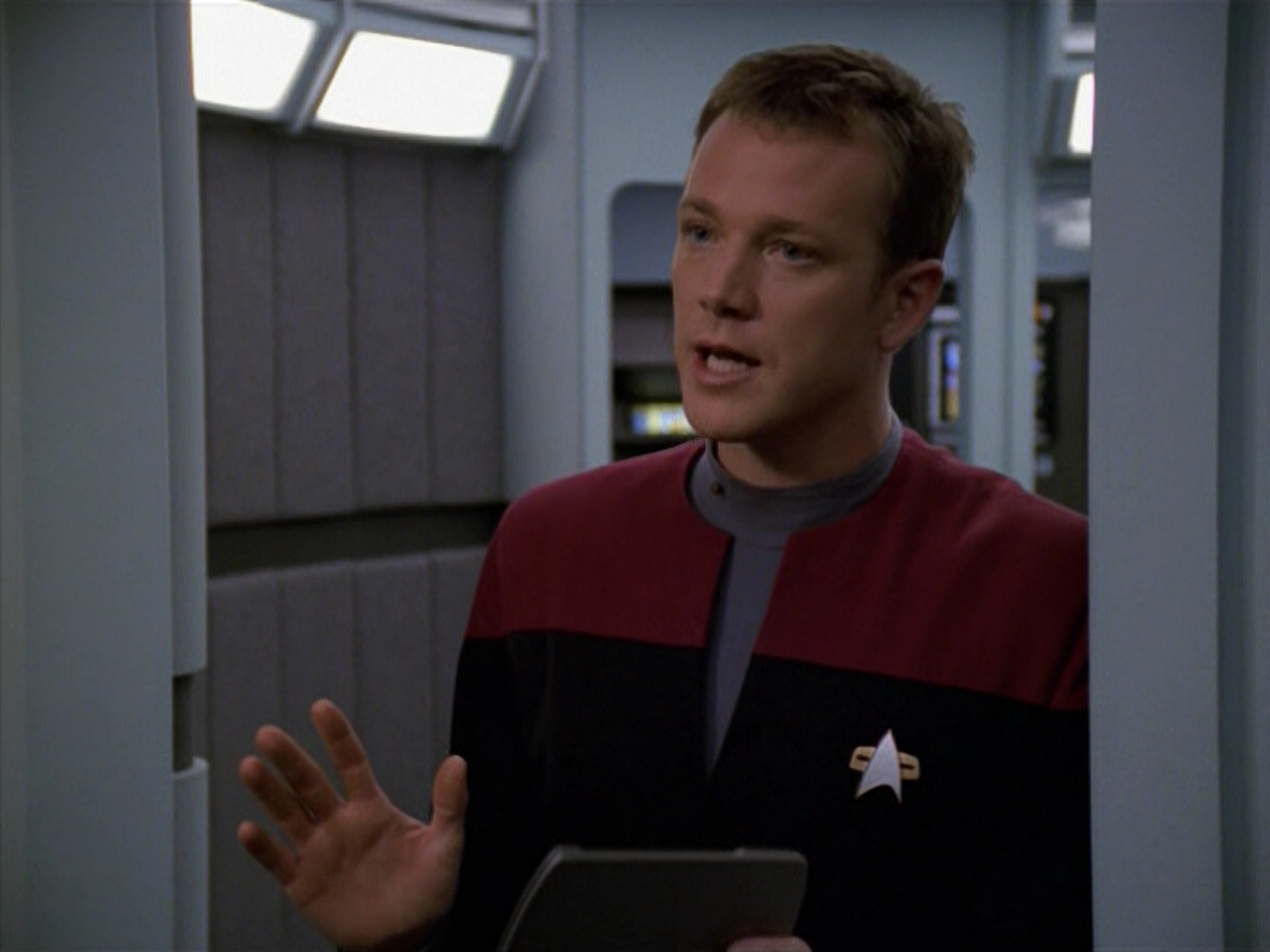 extant_StarTrek_VOY_5x14-Bliss_01453.jpg