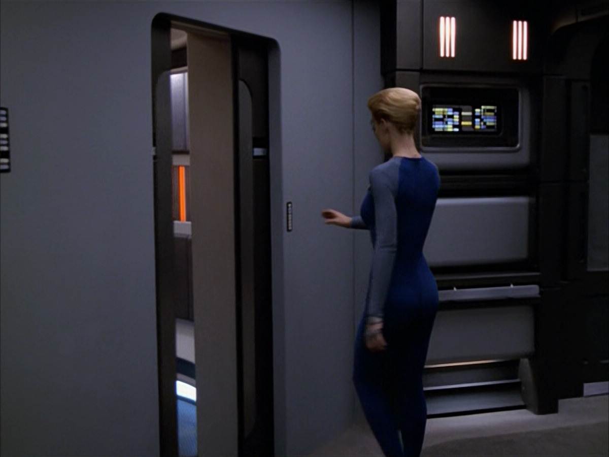 extant_StarTrek_VOY_5x14-Bliss_01479.jpg