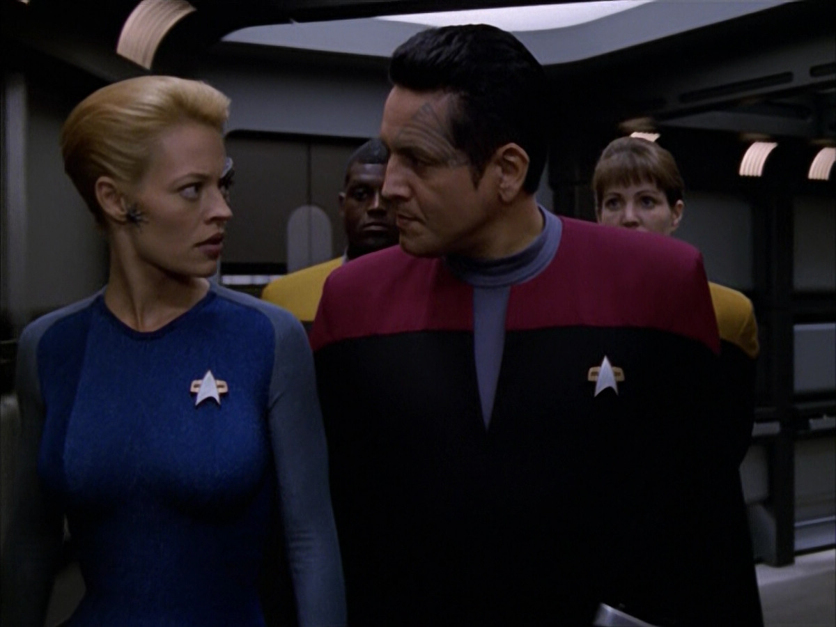 extant_StarTrek_VOY_5x14-Bliss_01505.jpg