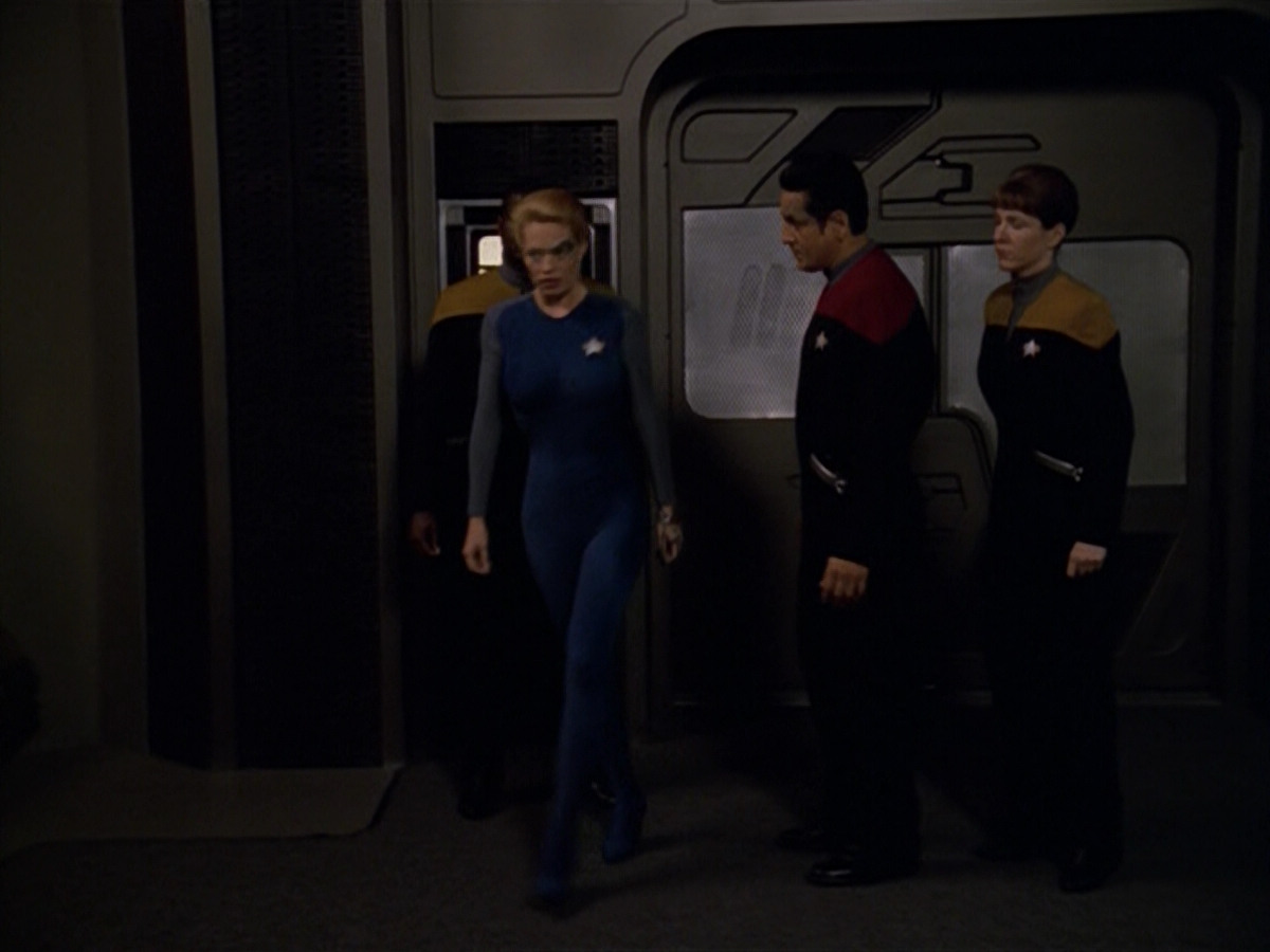 extant_StarTrek_VOY_5x14-Bliss_01600.jpg