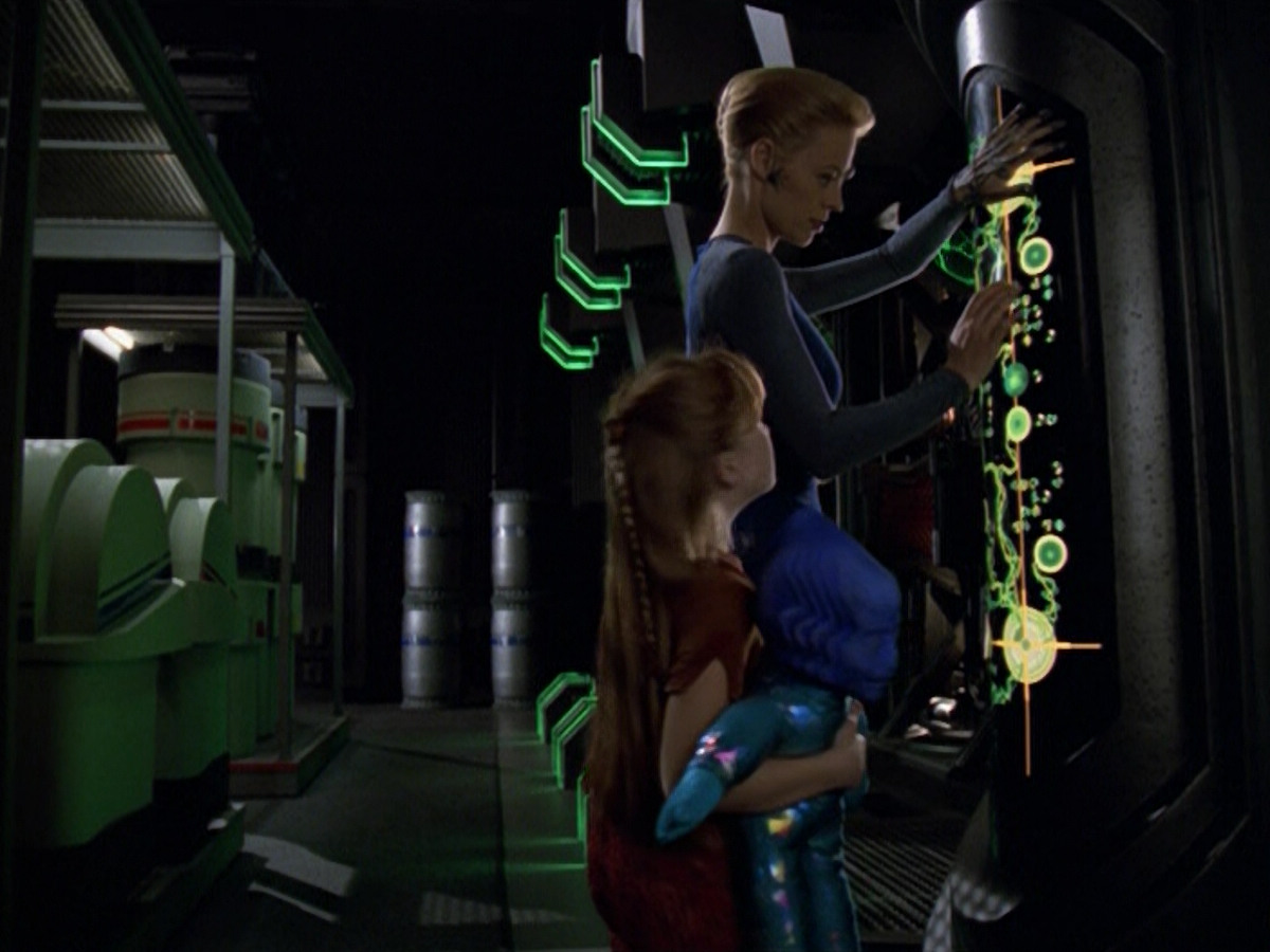 extant_StarTrek_VOY_5x14-Bliss_01651.jpg