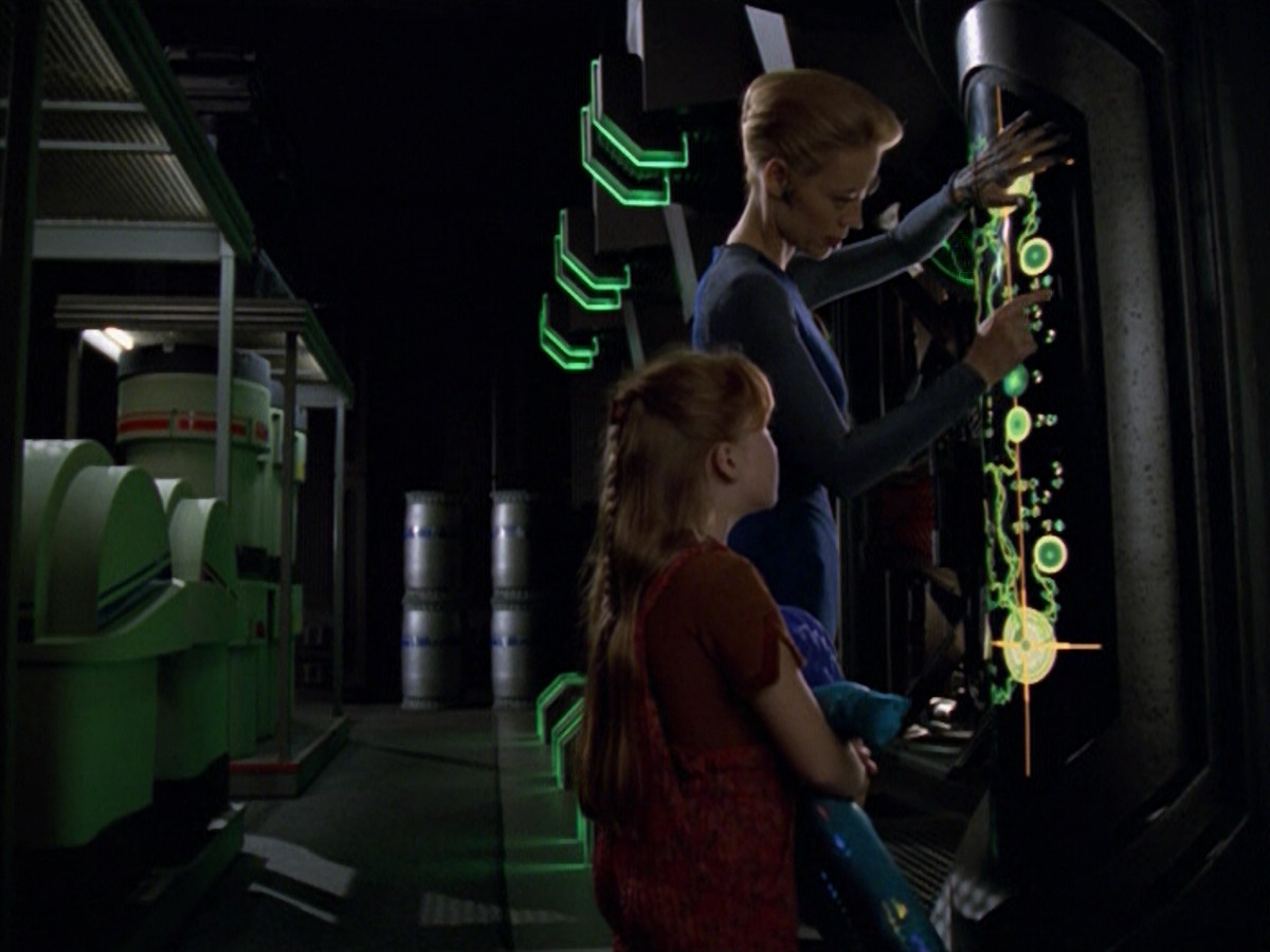 extant_StarTrek_VOY_5x14-Bliss_01664.jpg