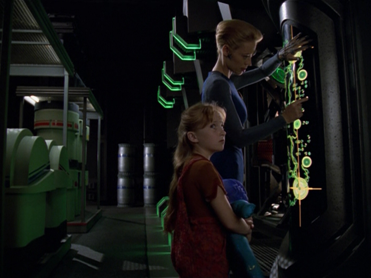 extant_StarTrek_VOY_5x14-Bliss_01667.jpg