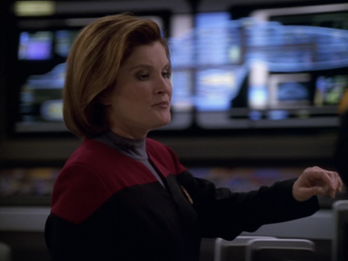 extant_StarTrek_VOY_5x14-Bliss_01698.jpg