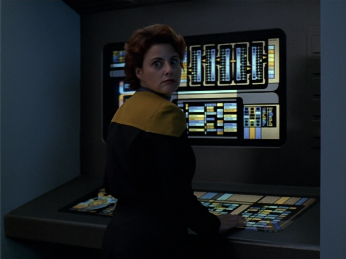 extant_StarTrek_VOY_5x14-Bliss_01746.jpg