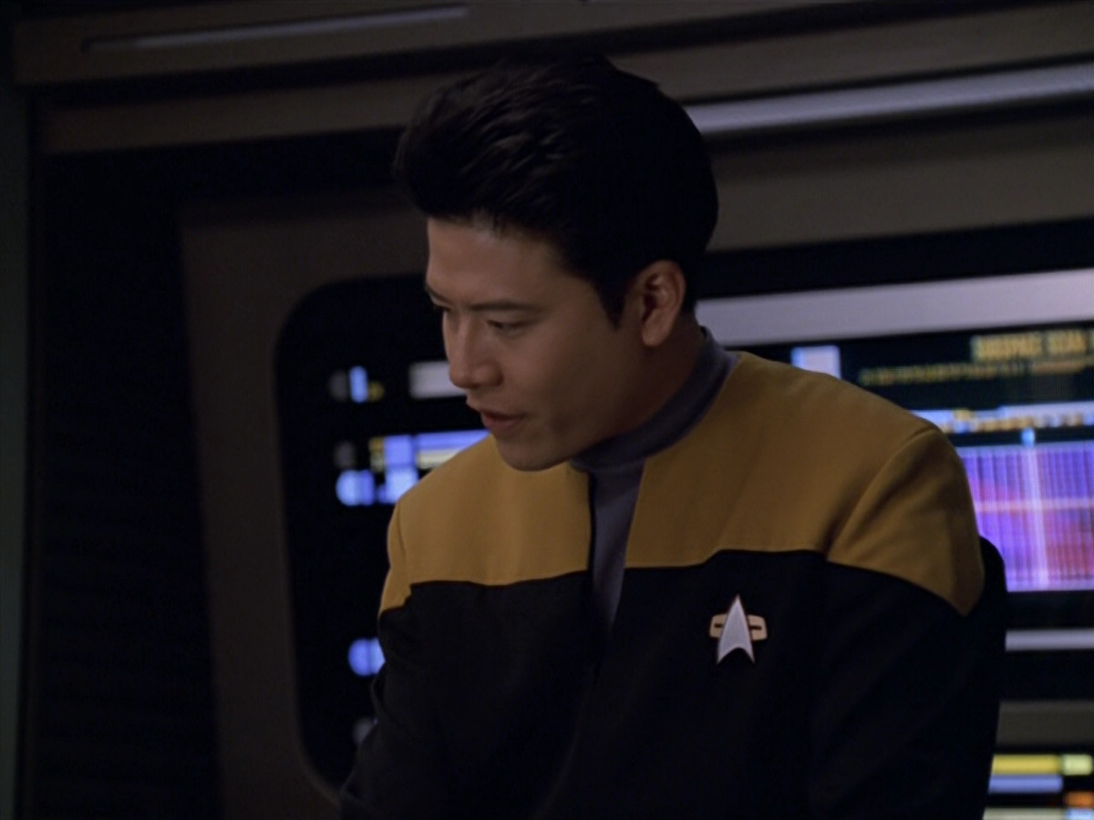 extant_StarTrek_VOY_5x14-Bliss_01756.jpg